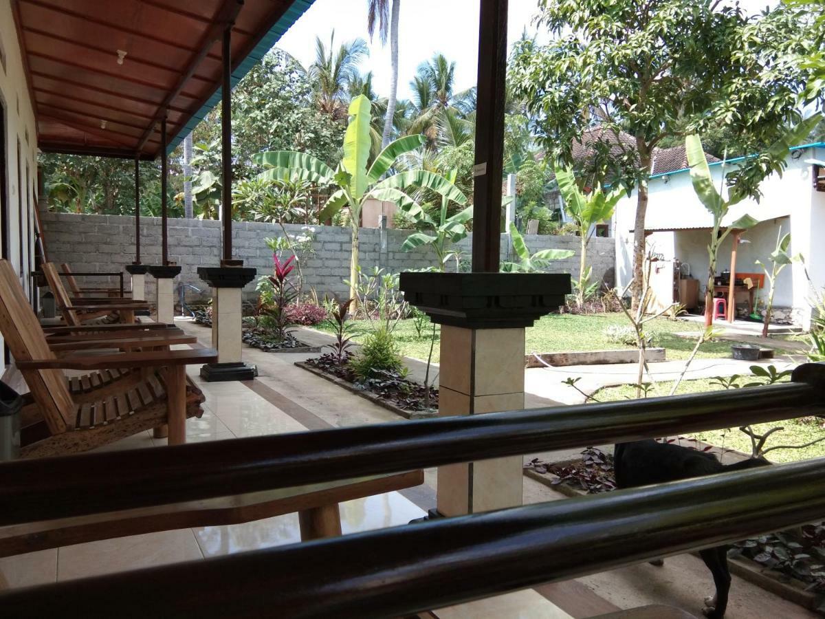 Safsia Homestay Toyapakeh Exterior photo