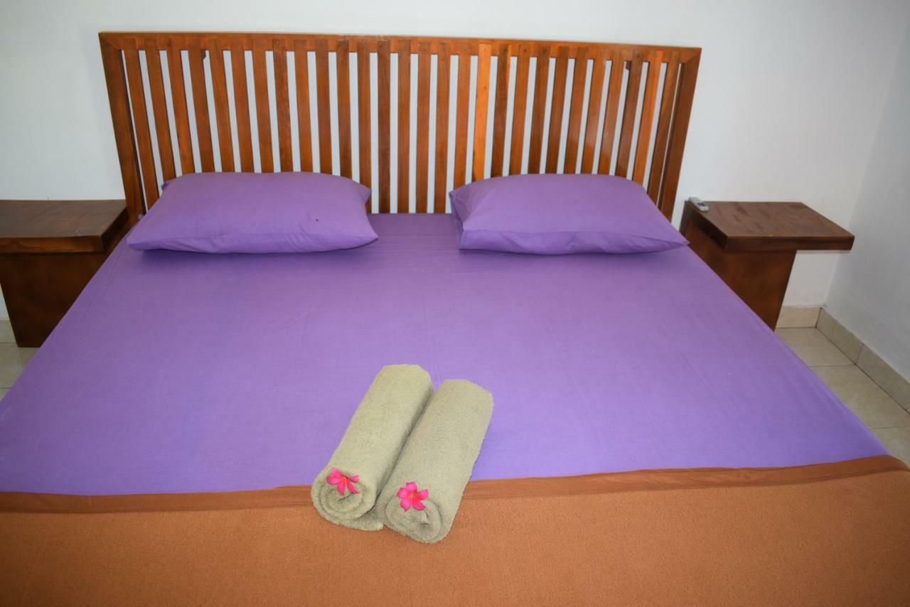 Safsia Homestay Toyapakeh Exterior photo