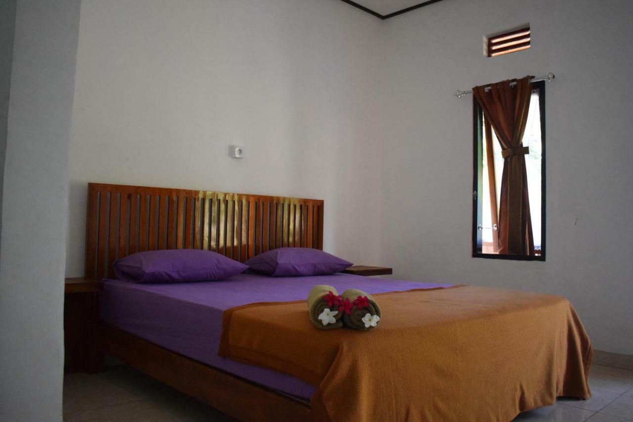 Safsia Homestay Toyapakeh Exterior photo